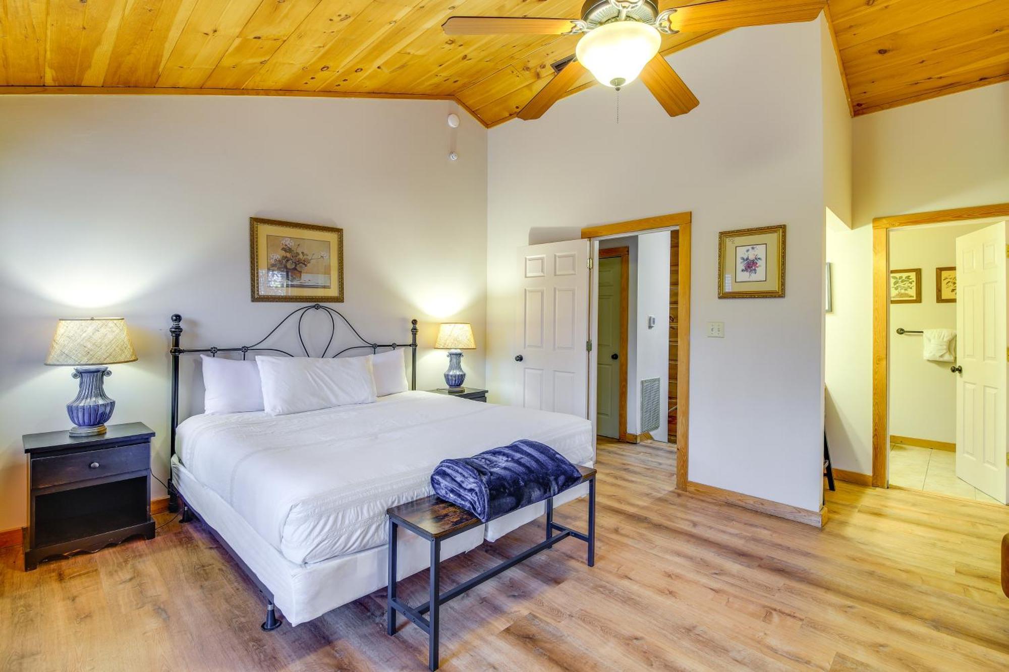 Villa Pet-Friendly Gatlinburg Retreat With Hot Tub! Esterno foto