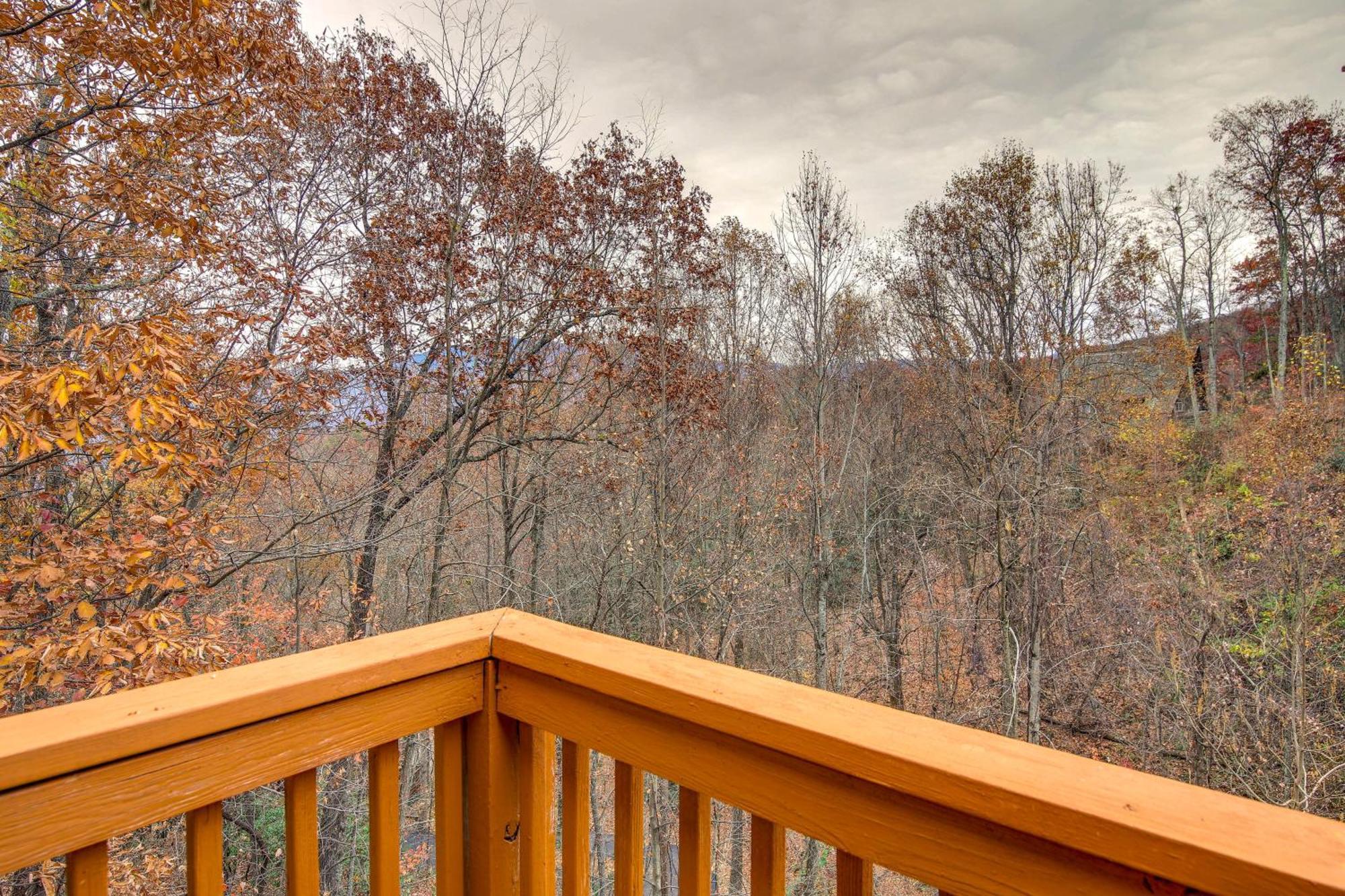 Villa Pet-Friendly Gatlinburg Retreat With Hot Tub! Esterno foto